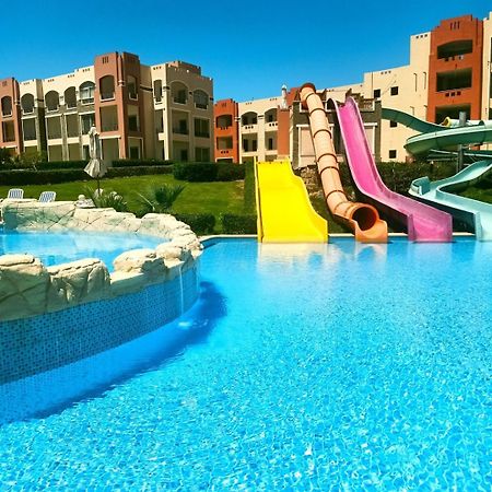 Oyster Bay Beach Resort Abu Dabbab Bagian luar foto