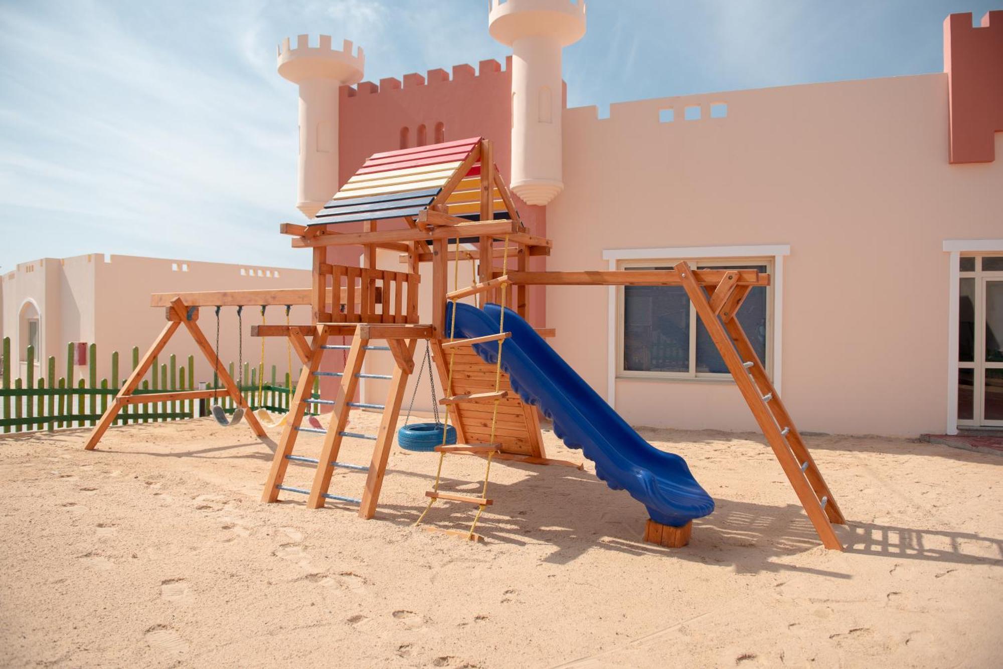 Oyster Bay Beach Resort Abu Dabbab Bagian luar foto