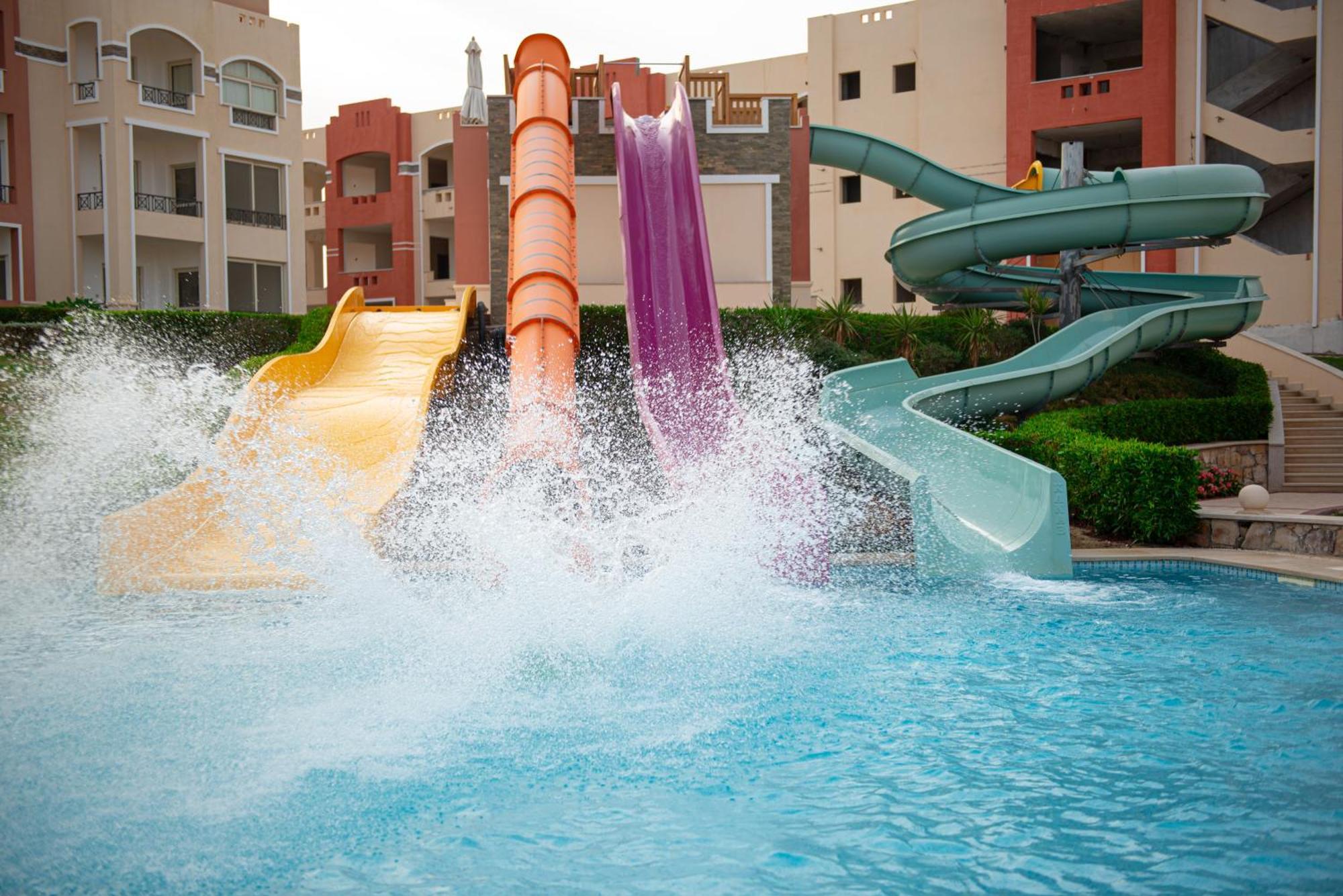 Oyster Bay Beach Resort Abu Dabbab Bagian luar foto