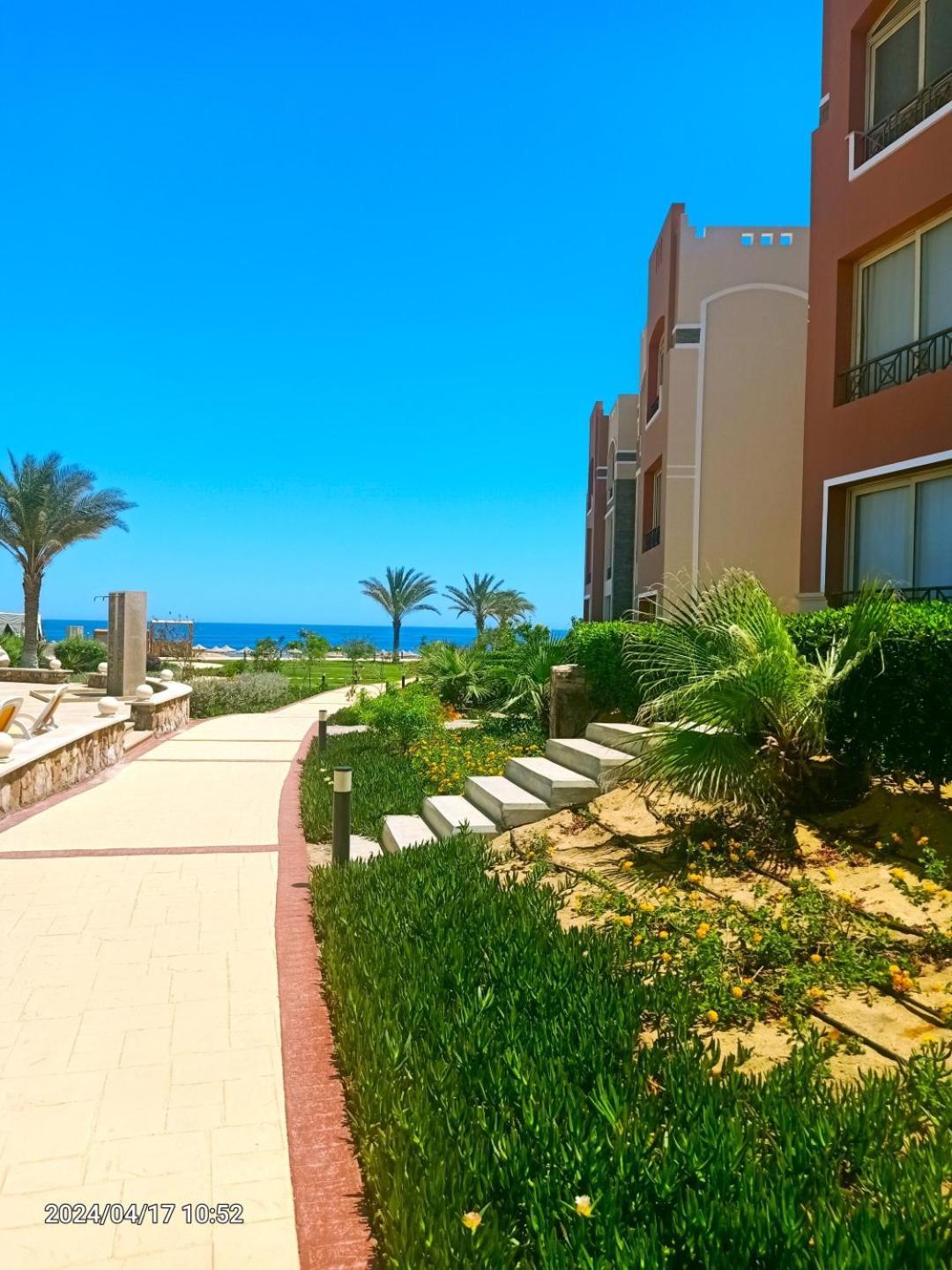 Oyster Bay Beach Resort Abu Dabbab Bagian luar foto