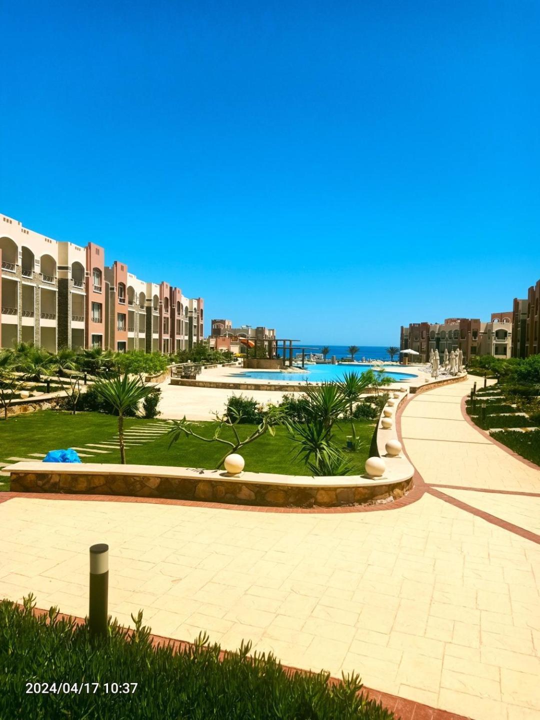 Oyster Bay Beach Resort Abu Dabbab Bagian luar foto