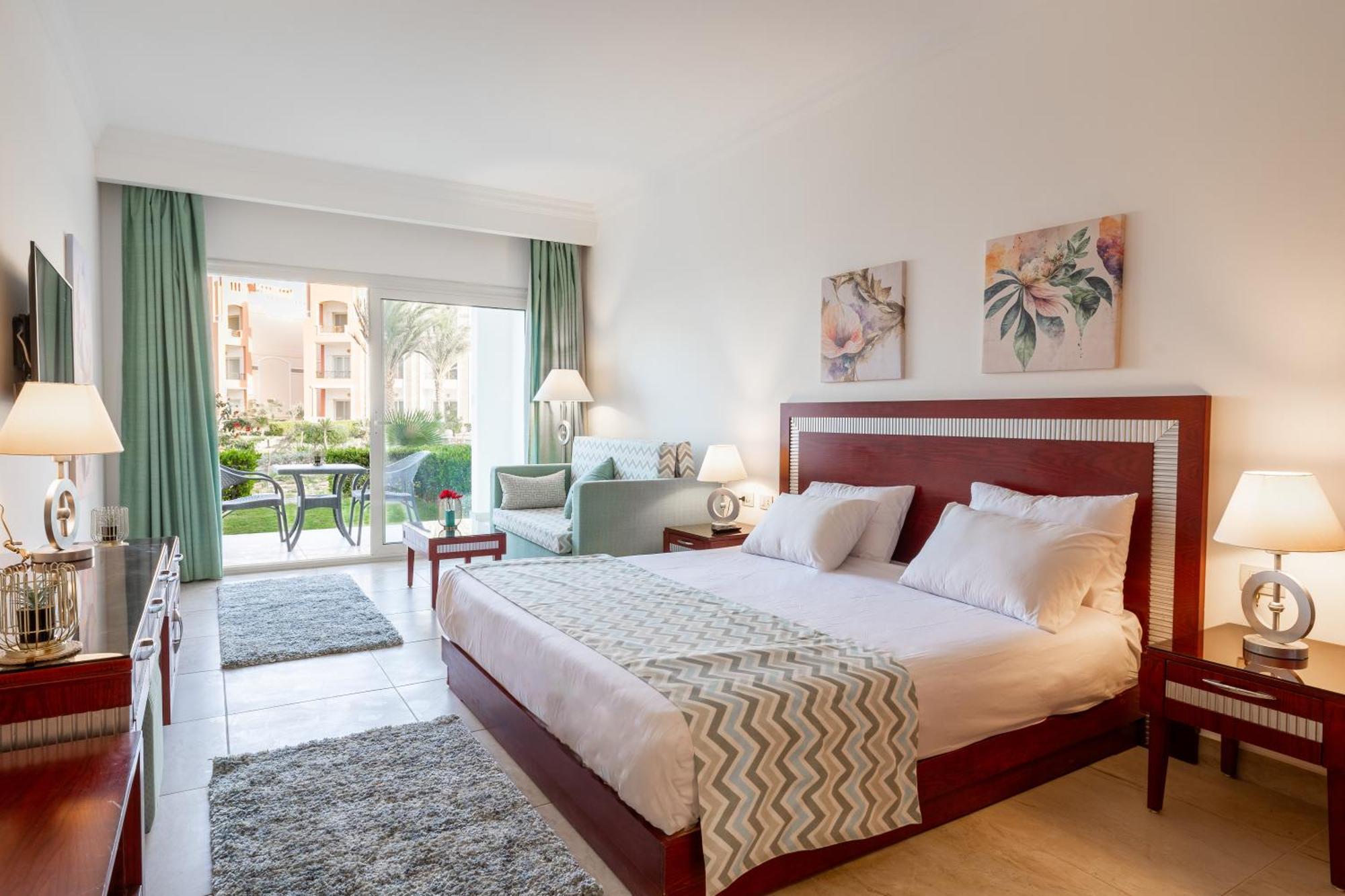 Oyster Bay Beach Resort Abu Dabbab Bagian luar foto