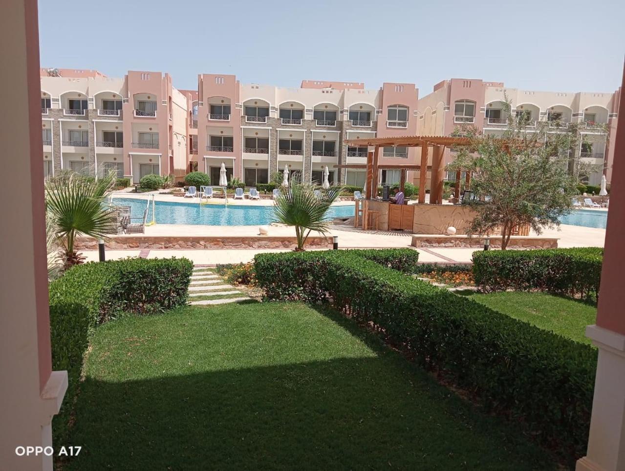 Oyster Bay Beach Resort Abu Dabbab Bagian luar foto